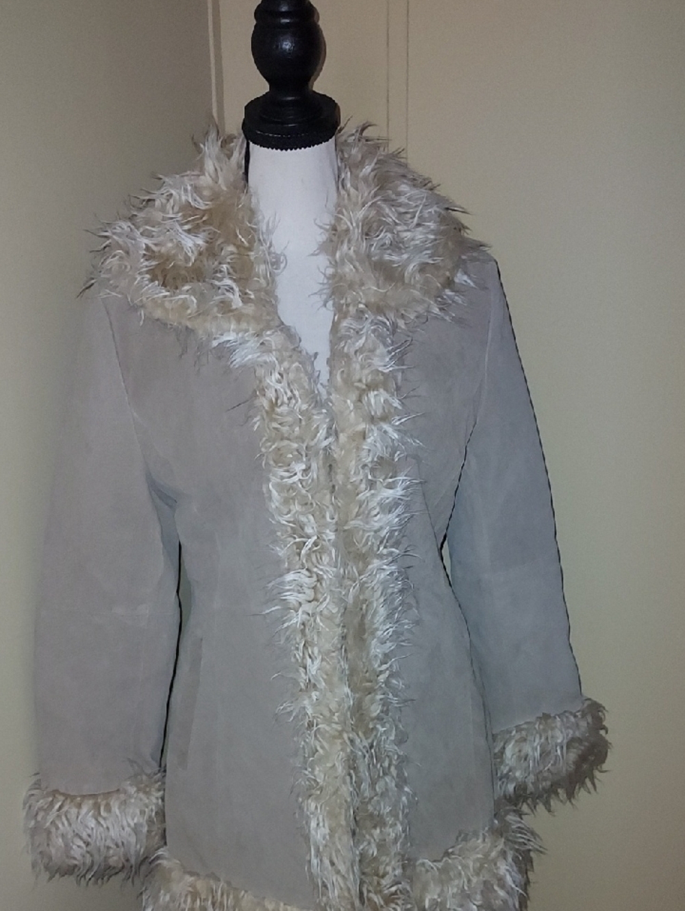 Rave Light Beige Penny Lane Suede Jacket  With Faux Afghan Collar - Picture 7 of 7